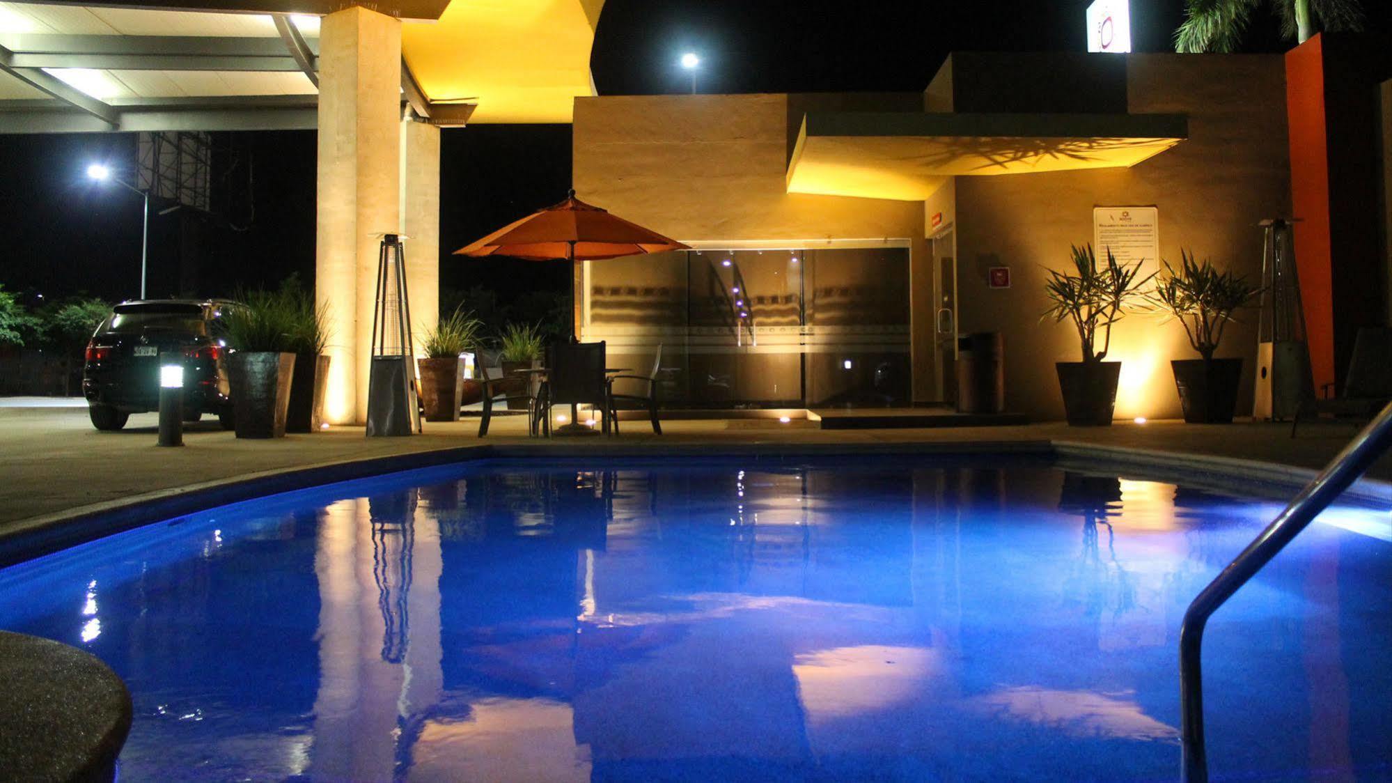 Booye Hotel Navojoa Eksteriør billede